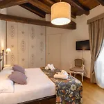 Guest house Casa Dei Fiori 3*
