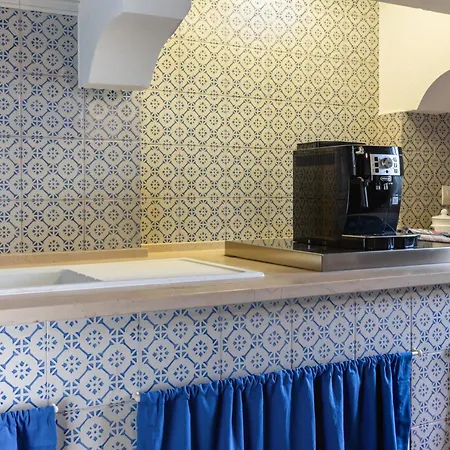 Casa Dei Fiori Πανσιόν 3*