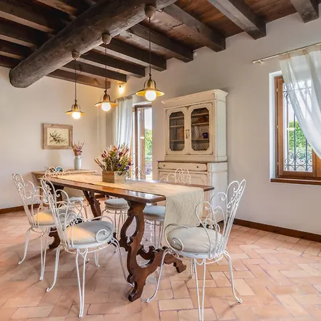 Casa Dei Fiori Κονελιάνο