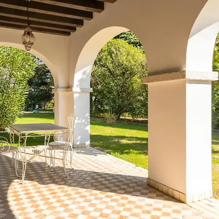 Casa Dei Fiori 3*