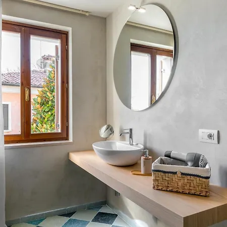 Casa Dei Fiori 3*